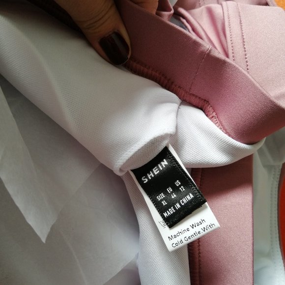 BRAND NEW Sports Bra / YOGA - Picture 7 of 7